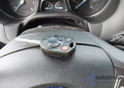 2015 Ford Focus Se из США, поврежденный, VIN 1FADP3K21FL253032